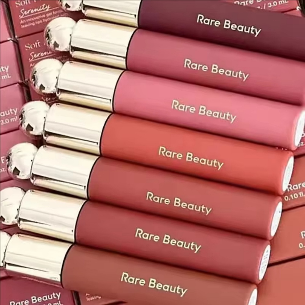 Rare Beauty Makeup Highlighter - Rare Beauty Stay Vulnerable Glossy Lip