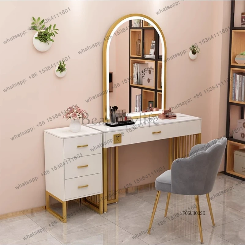 X4 Professional Store Makeup V - Beauty And Makeup Studio recension och pris