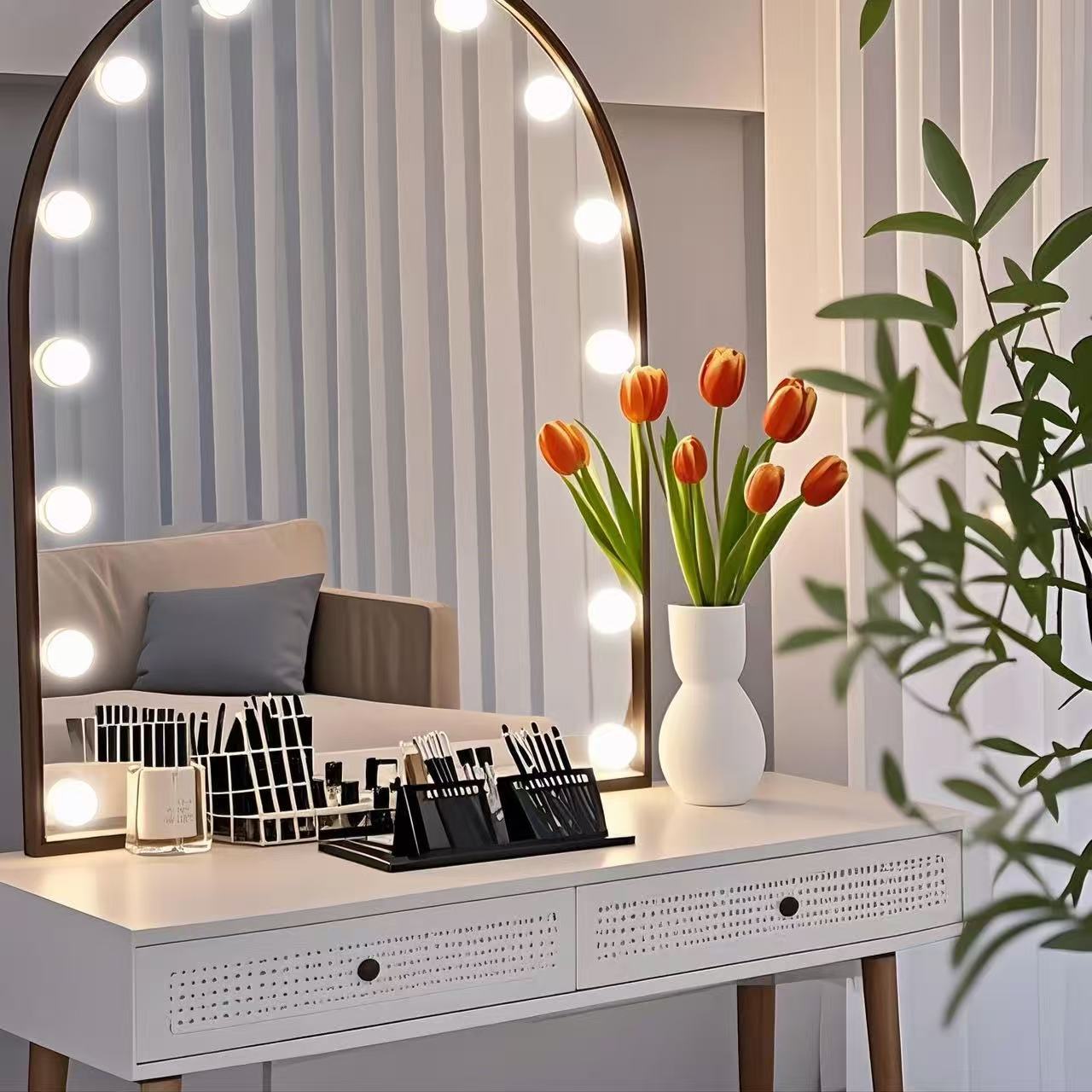 Special studio makeup mirror w - Beauty And Makeup Studio recension och pris